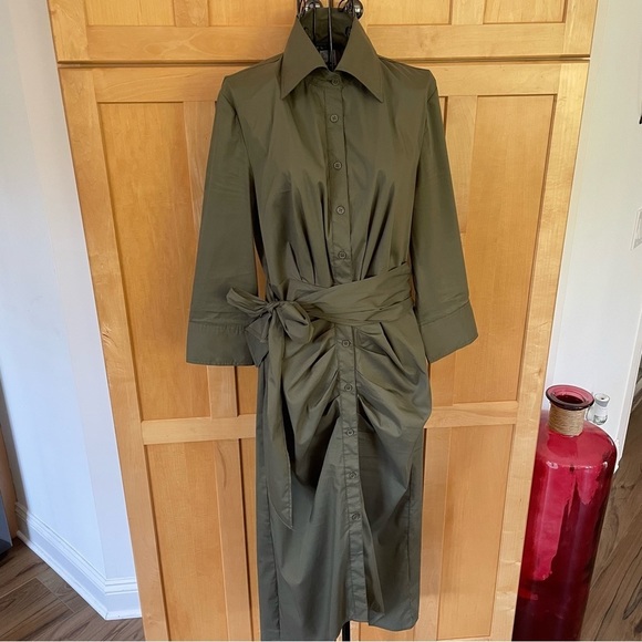 VENUS Dresses & Skirts - Venus army green button down collared midi Dress size 6